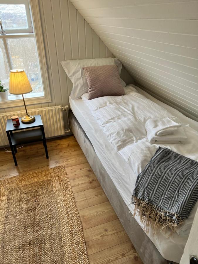 Day Dream Central Akureyri Three Bedroom Apt Exterior foto