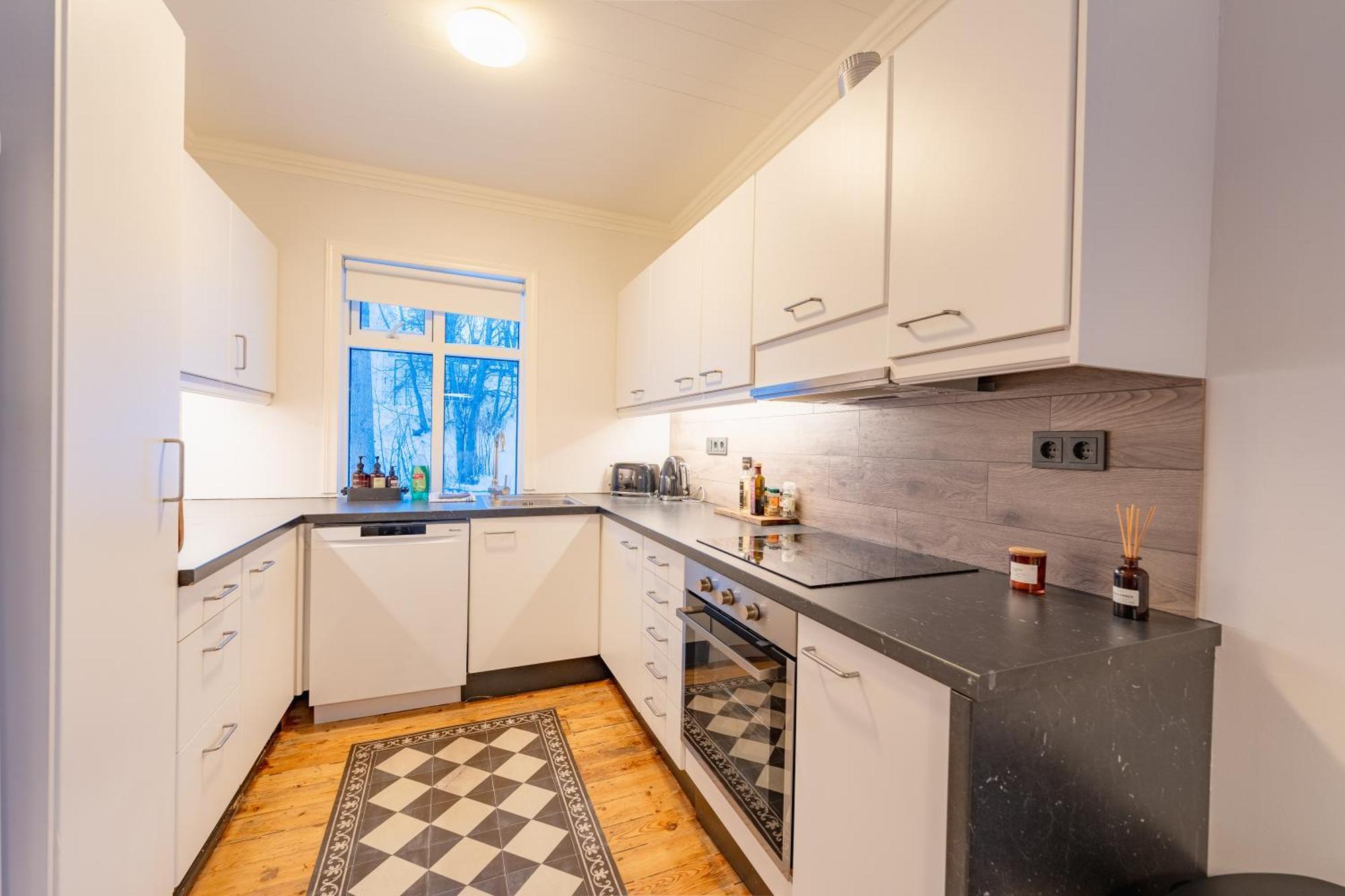 Day Dream Central Akureyri Three Bedroom Apt Exterior foto